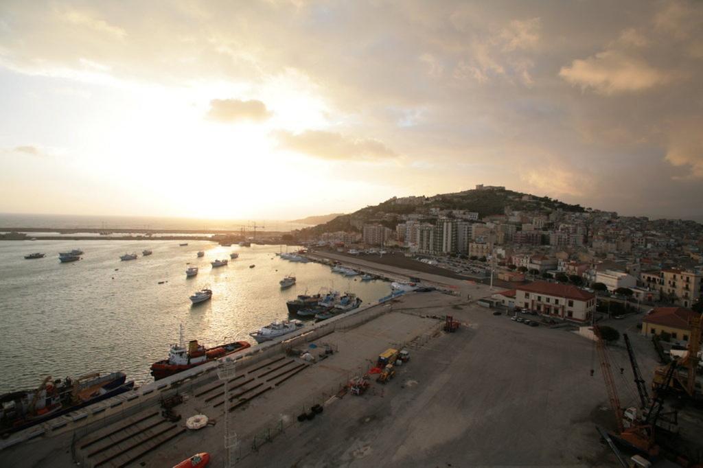 리카타 Castel Sant'Angelo Sea View 빌라 객실 사진